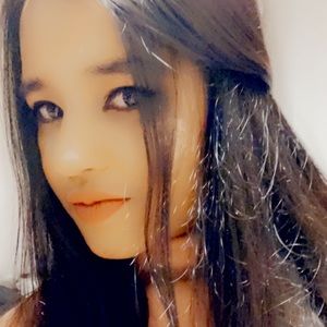 Meet your Posher, Devisha